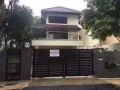实龙岗， 三层楼 半独立洋房, 整间出租，Bartley MRT, $8,100