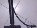 @有自行车打气筒出售和一个26寸的行李箱出售！！