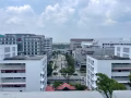淡滨尼主卧室出租 (女性租户). 步行 6 分钟可到达世纪广场 / MRT EW2，9 分钟即可到达MRT DT32。