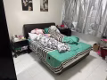 新加坡女搭房