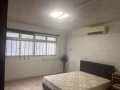 碧山 128。主人房 有空调/家具 $1300  电 90259961