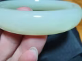 玉手镯一个