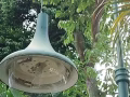 公寓裡面的照明路燈
