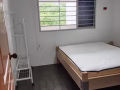 美国学校门口，马西岭普通房出租，自己用一个独立卫生间，整套人少干净整洁。