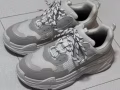 运动鞋 全新