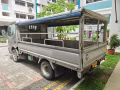 最便宜10尺有蓋貨車可以提供新加坡運輸家具，建築材料，工人運輸以及搬運物品的服務，每天早上09：00am-17:00pm