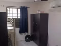 3人间找两位女搭房