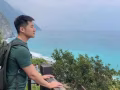 莫将琼萼等闲分，留赠意中人