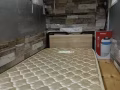 淡滨尼地铁站附近大牌259有小房间（储藏间）出租合法人数非常安静。随时入住,非诚勿扰谢谢。