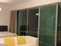 One North/Bouna Vista MRT 可步行到地铁站,请联系中介陈先生+65 97735582 谢谢