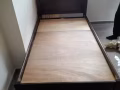 单人床