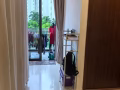 但那美拉地铁站有公寓佣人房间出租！下楼就是地铁站！合法房子合法报地址！整套房子就住6个人！包水电网空调可以小煮！$500