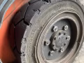 輪胎割花