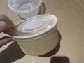 有点旧货，还有全新的餐盒，货架出售