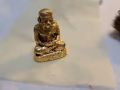 佛牌换壳，清洗干净，贴24k真金，欢迎询问