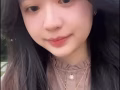 99年女，漂亮可爱，新加坡第四代公民，可接受36岁之内，有点颜控