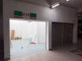 招聘杂货店女收银员