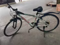 輕型鋁合金車架 26 寸自行車