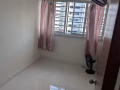Bedok reservoir 有小房出租,包水电网风扇 电话_91830717