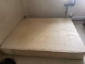 免费双人床垫