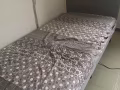 男床位出租 三人间 招一位男士