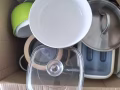 搬家，很多厨房用具和电器，有需要者请联系。