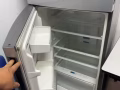 二手冰箱 兀蘭自取 是是S$100 可小刀
