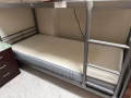 兀蘭地鐵站