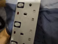 新加坡充电插座
