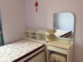 女皇镇公寓式组屋普通房出租一间，仅限女生。