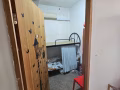 亚龙14巷 大牌10，两人间上铺出租，没有地址，房租400 水电全包，随时可以入住，电话：86702771