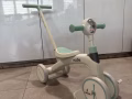 儿童三轮车