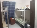 西海岸大牌602,男搭房，4人间，下铺450,上铺400,可以报服务业地址可以煮饭，包水电网，