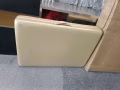 多买了一个折叠按摩床