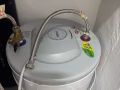 指甲头疗店可用大容量热水器$100自取