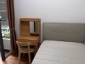 多美歌核心公寓主人房出租｜$2250｜带阳台花园景｜近Kaplan/SMU/NAFA