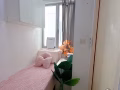 紫色线花拉公园独立卫生间带窗