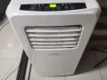 有一台閒置移動空調出售，噪音小，不需要排水，嘎嘎涼帶空調排風管，130，三巴旺自取