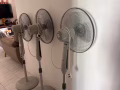 兀蘭大牌120齣售二手風扇，9成新，自取一個$20.共3個，電話97294573