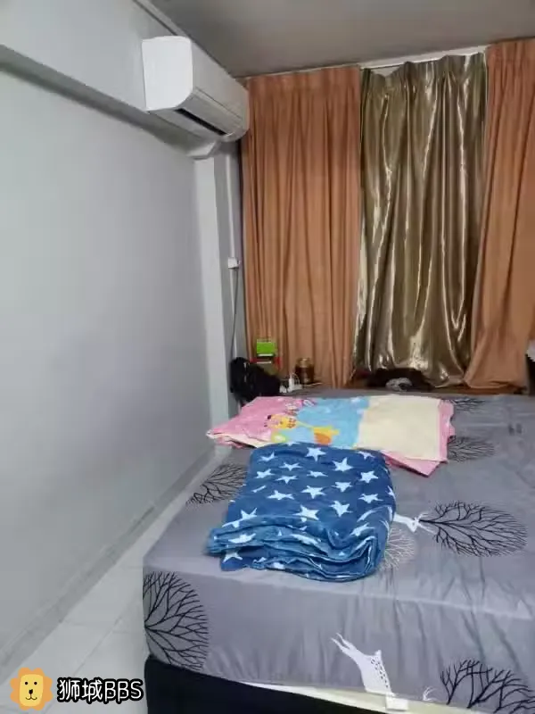 主人房 义顺大牌350出租 - 新加坡 yishun, 义顺 单间租房 - 狮城bbs