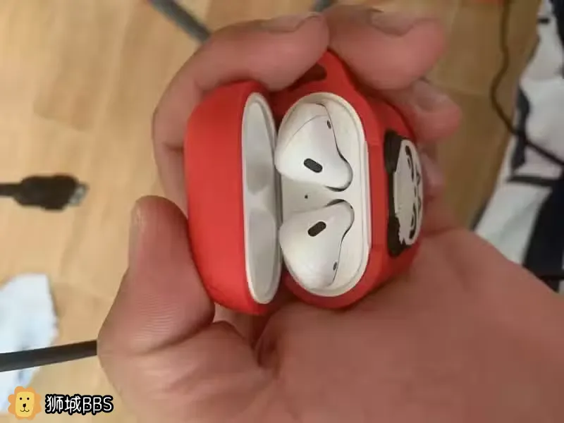 苹果1代耳机便宜出airport